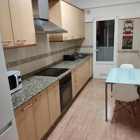Apartamento Actualizado 2024, Casco Vello 7 Minutos, Wifi