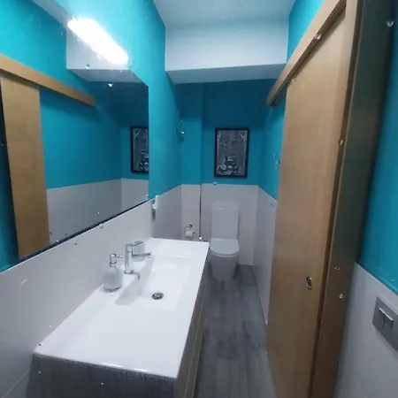 Actualizado 2024, Casco Vello 7 Minutos, Wifi Apartamento *