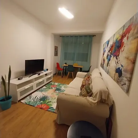 Apartamento Actualizado 2024, Casco Vello 7 Minutos, Wifi Vigo