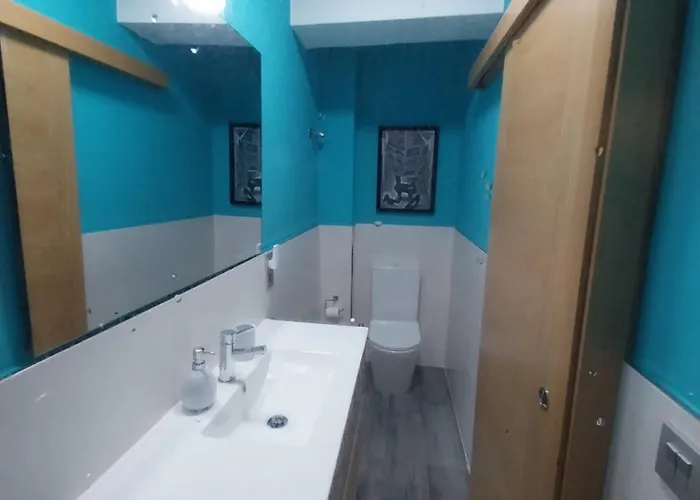 Actualizado 2024, Casco Vello 7 Minutos, Wifi 公寓 *